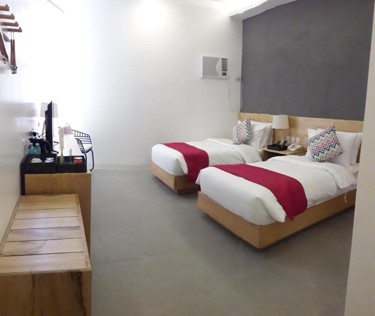 Bay'S Inn Baler Esterno foto